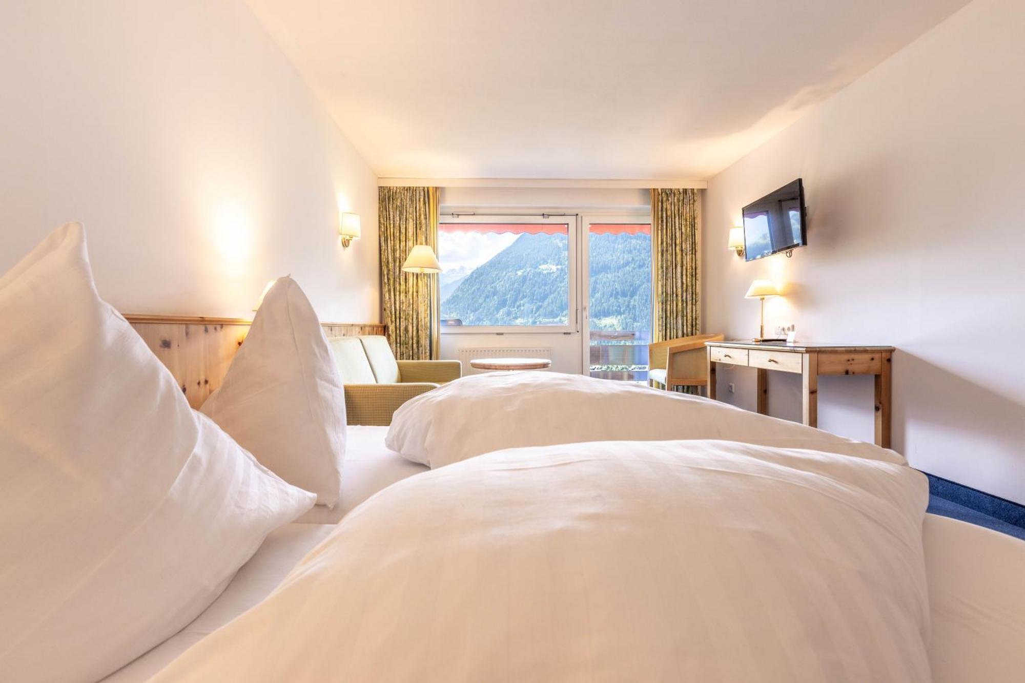 Keyone Rooms Montafon Schruns ภายนอก รูปภาพ