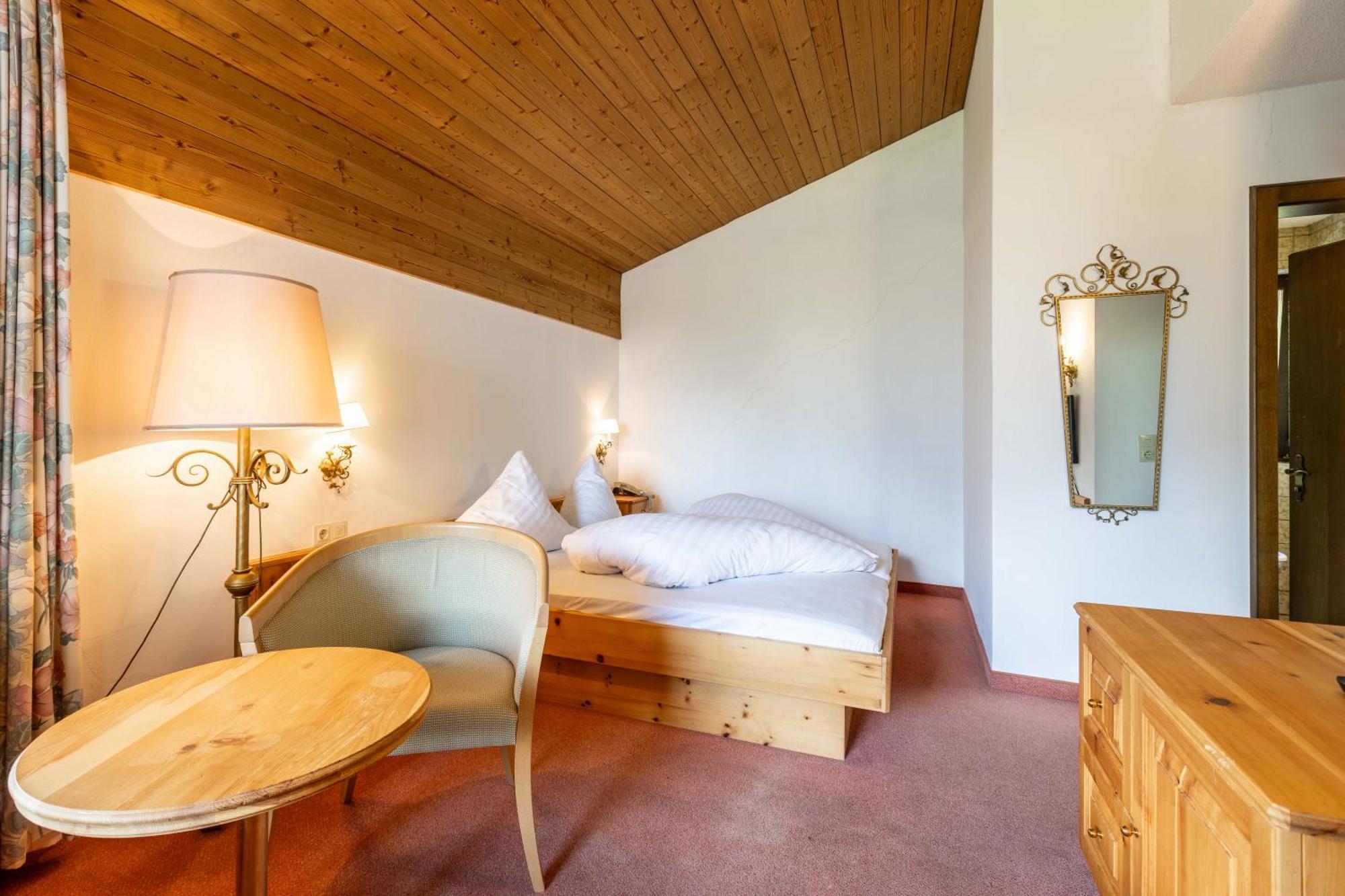 Keyone Rooms Montafon Schruns ภายนอก รูปภาพ