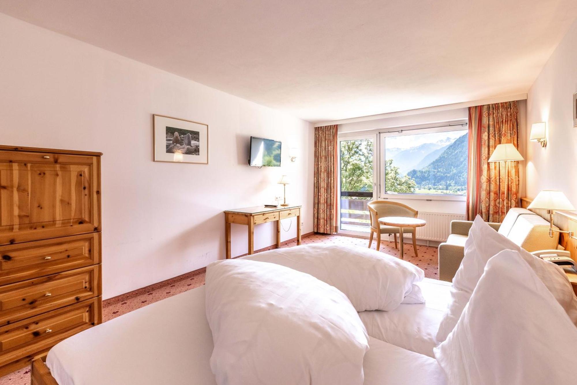 Keyone Rooms Montafon Schruns ภายนอก รูปภาพ